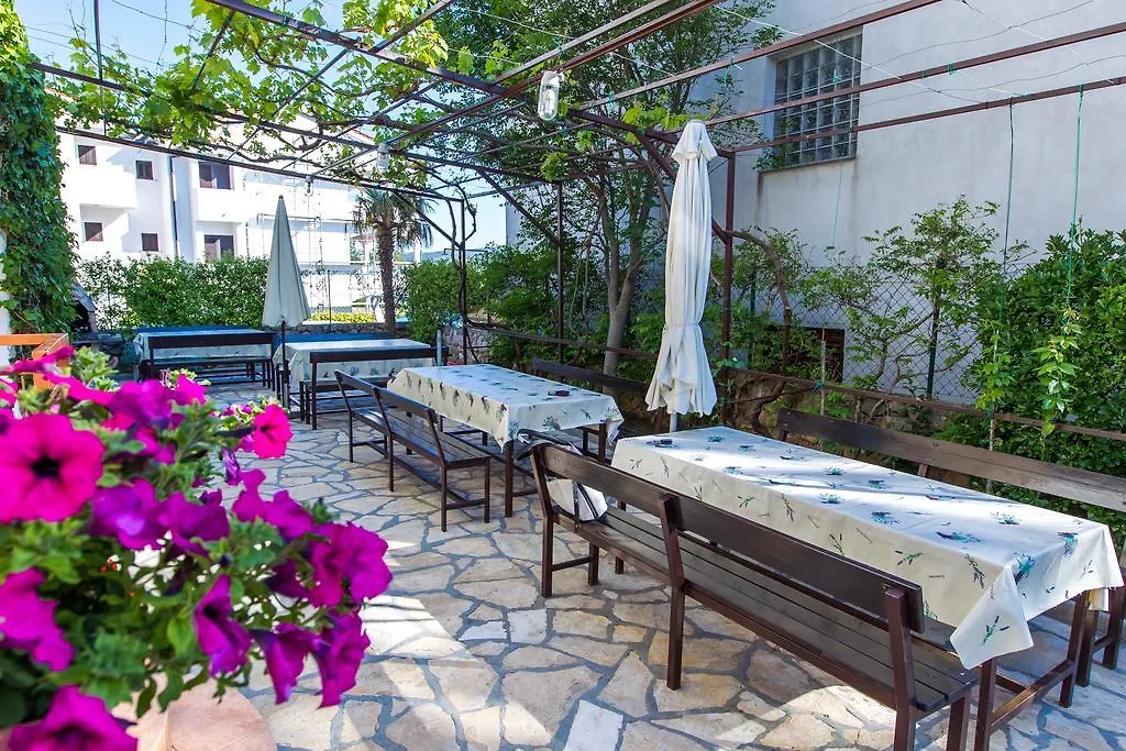 Villa Veca Starigrad Paklenica Croatie